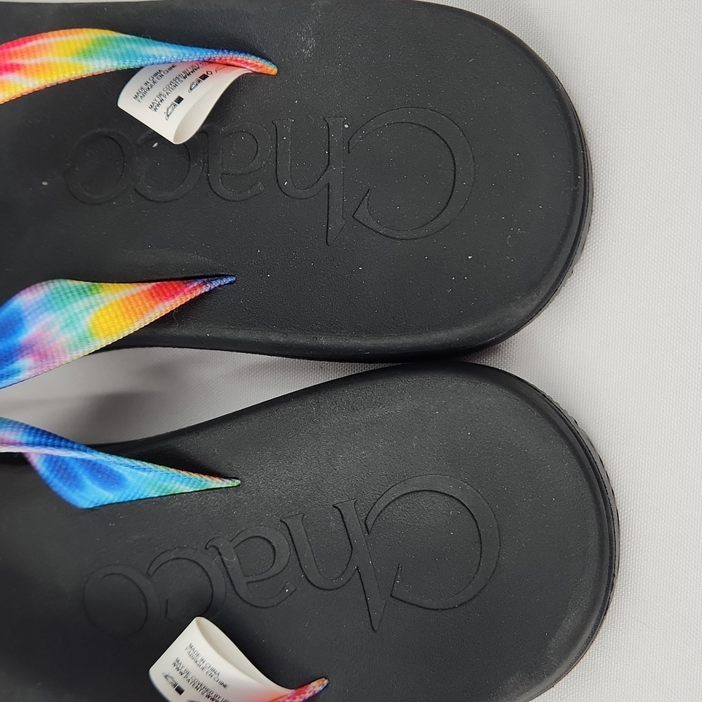 Chaco Men’s Chillos Dark Tie Dye Flip Flops - Picture 3 of 5